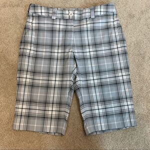 NIKE golf Gray white black plaid check Bermuda shorts Sz 6